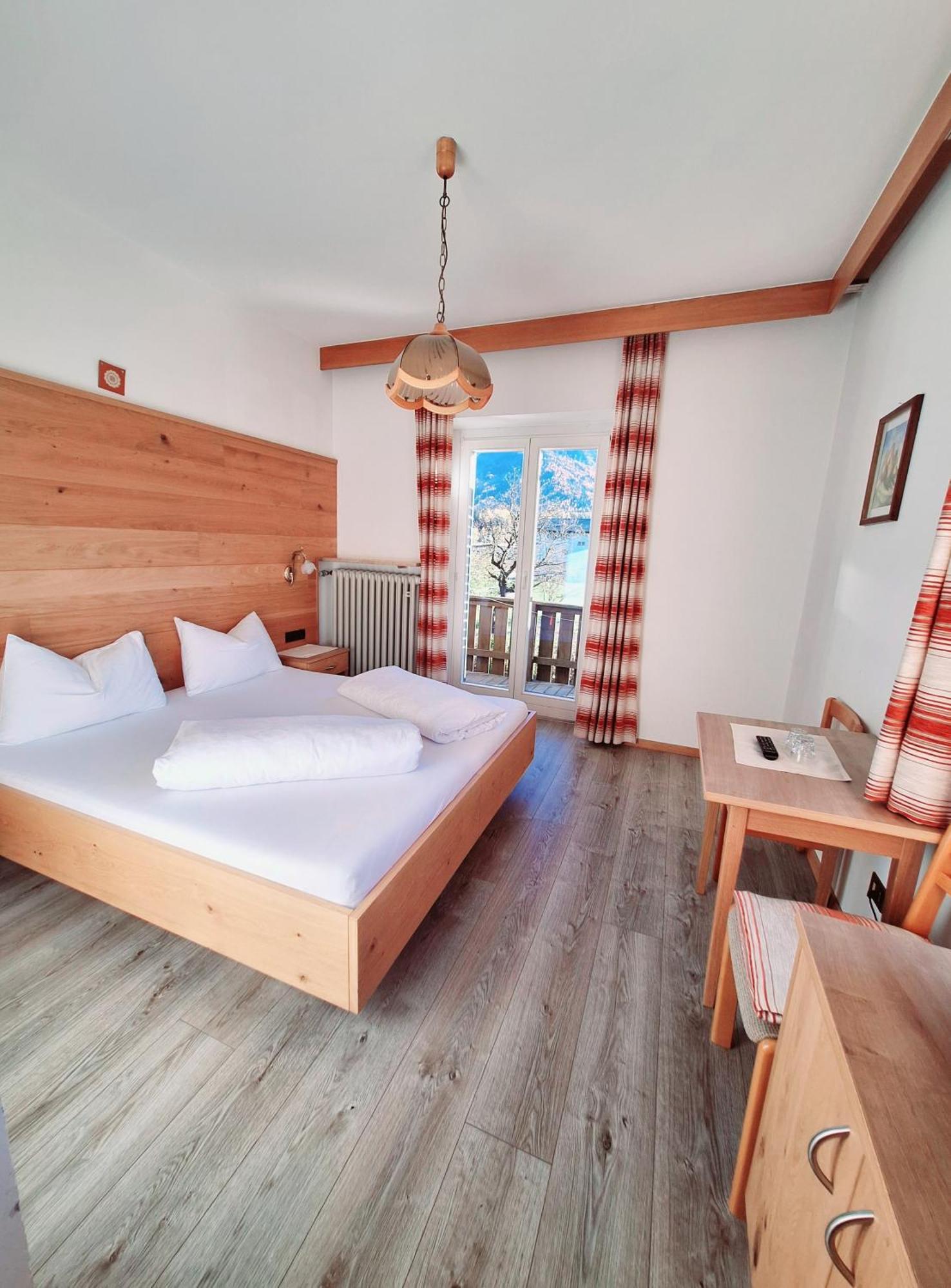 Hotel Poernbacher Olang Екстериор снимка